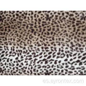 Leopard Bunny Fleece impreso en el fondo